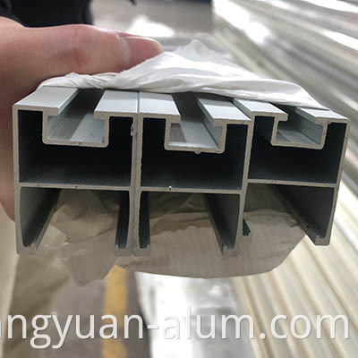Guangyuan Alüminium CO., Ltd alüminium ekstruziya dəmir yolu alüminium ekstruziya alüminium günəş paneli çərçivəsi guangyuan aluminum co., ltd Aluminum Extrusion Rail Aluminum Extrusion Aluminum Solar Panel Frame